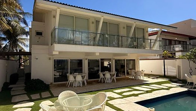 Casa de Alto Padrão Frente Mar - Locação Casa Duplex
